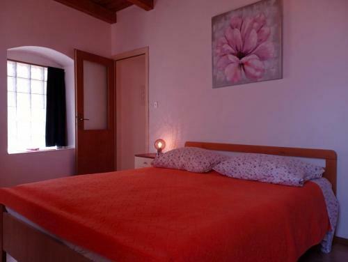 Ana Apartments