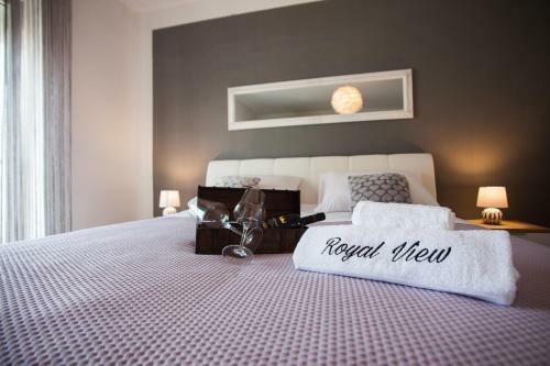 Royal View Apartment