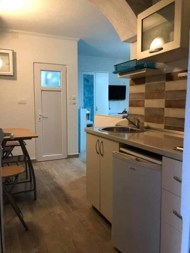 Apartmani Perovic 1