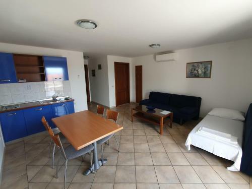 Apartmani Lon?ar