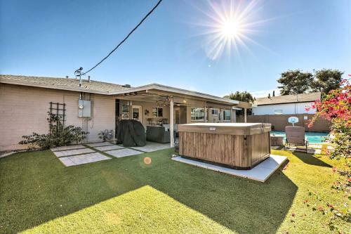 Pristine Escape About 2 Miles To Old Town Scottsdale!