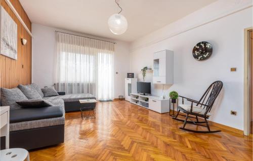 Nice Home In Fazana With 3 Bedrooms