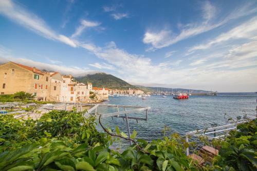 Apartamento Seahouse Komi?a
