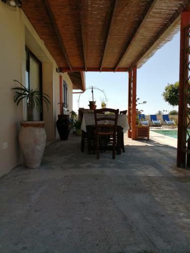 Villa Sikania