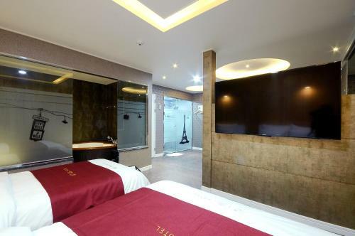 Wephotel