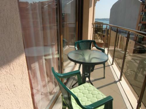 Hostal Guest House La Rose