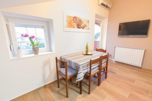 Apartments Mirjana