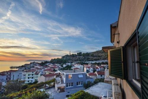 Apartments Villa Vesna Podgora - Cdm05026-dyc