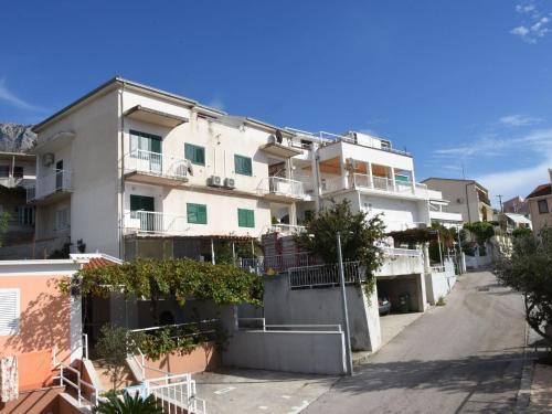 Apartments Villa Vesna Podgora - Cdm05026-dyd