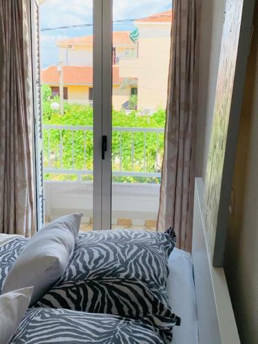 Hostal Apartment And Room Marin Makarska