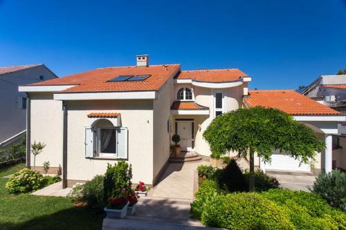 Apartment Punat