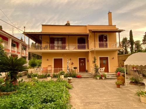 Apartamento Montsenigos Garden House