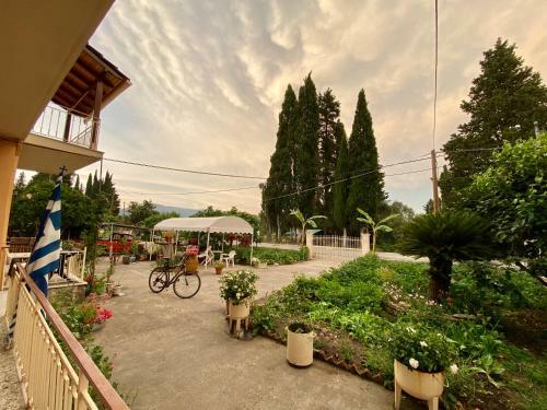 Apartamento Montsenigos Garden House