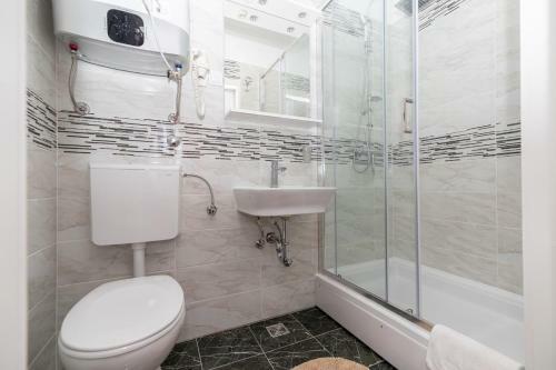 Hostal Marica Guesthouse