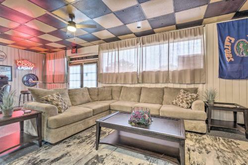 The Float Yard Pensacola Home With Pool Table