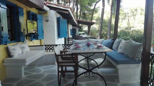 Sani Pine Villa