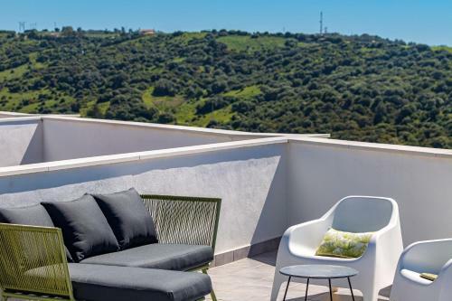 Apartamento Terraza, Vistas Y Piscina - Simplytarifa
