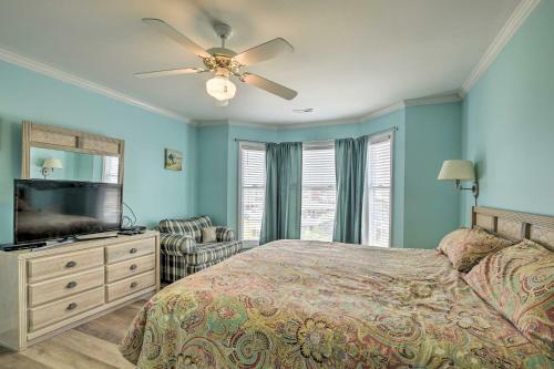 Large-group Getaway - Beachfront Home With Pool!
