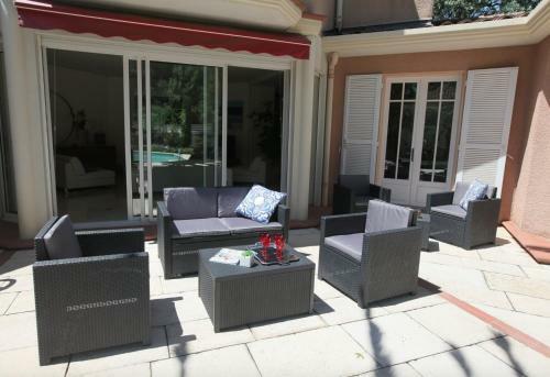 Villa Priv�e Ind�pendante Et Luxueuse Au Calme