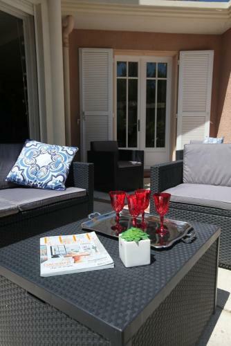 Villa Priv�e Ind�pendante Et Luxueuse Au Calme