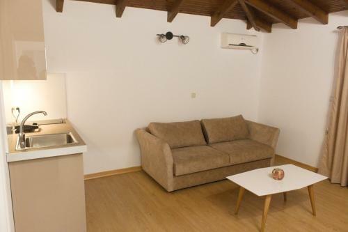 Lido Apartments
