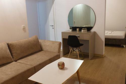 Lido Apartments