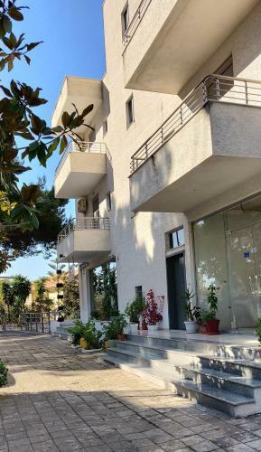 Seaside View Apartment