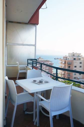 Sea Side Modern Apartment