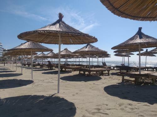 Apart Near The Beach
