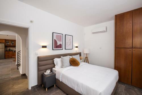 Cocoon Luxury Villa, Coral Bay, Peyia