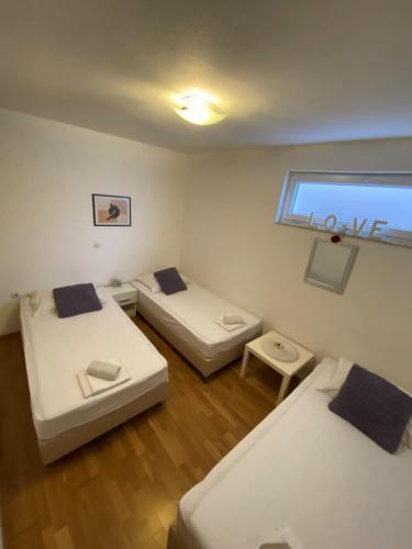 Apartamentos Zara 2