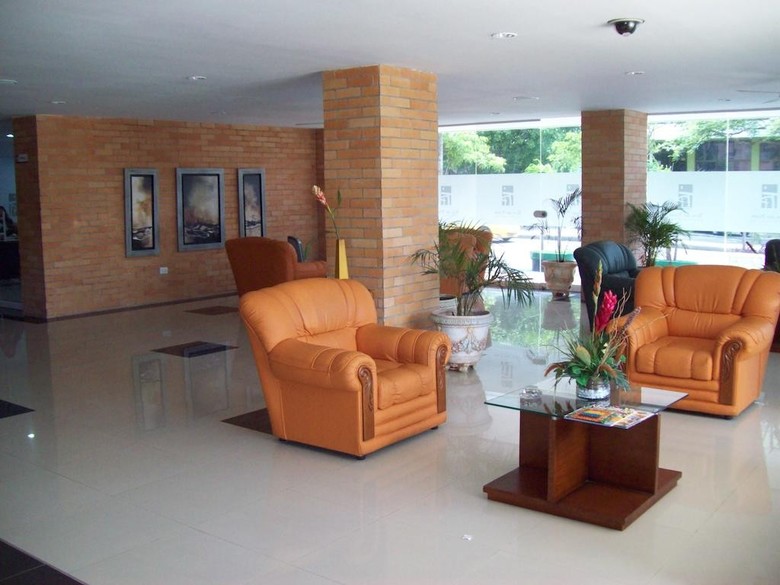 Apartahotel Torre Del Prado