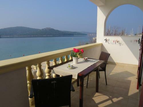 Apartmani Prova