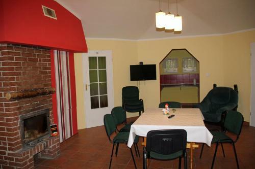 Agroturismo Sza?as Muflon - Mufflonh�tte