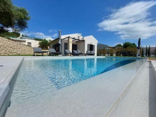 Alekos Beach Houses-elia Villas