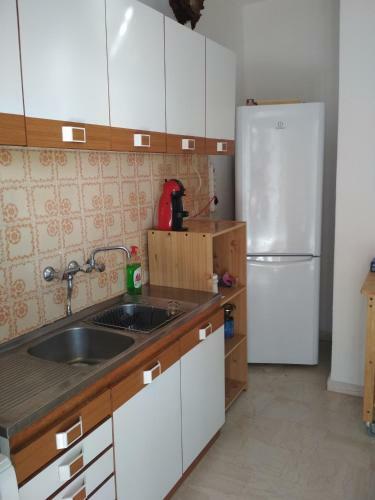 Metamorfosi Apartment With Sea View