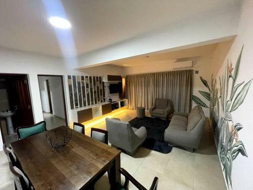 Apartamento Hermoso Departamento,totalmente Amoblado C/cochera