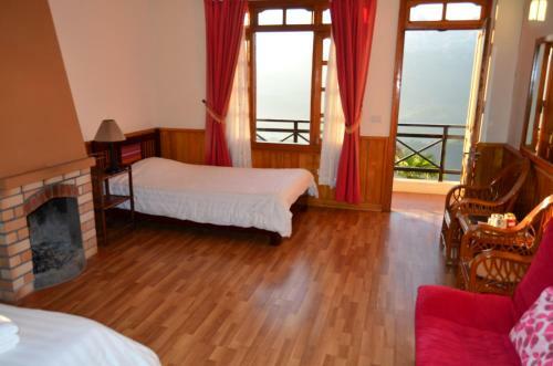 Cat Cat View Hotel