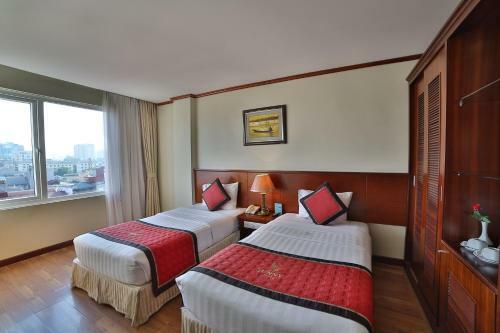 Sunny 3 Hotel