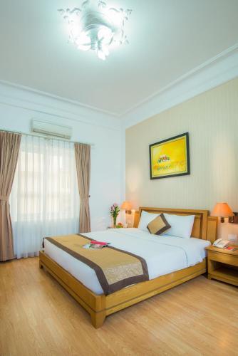 Cherry Hotel 2