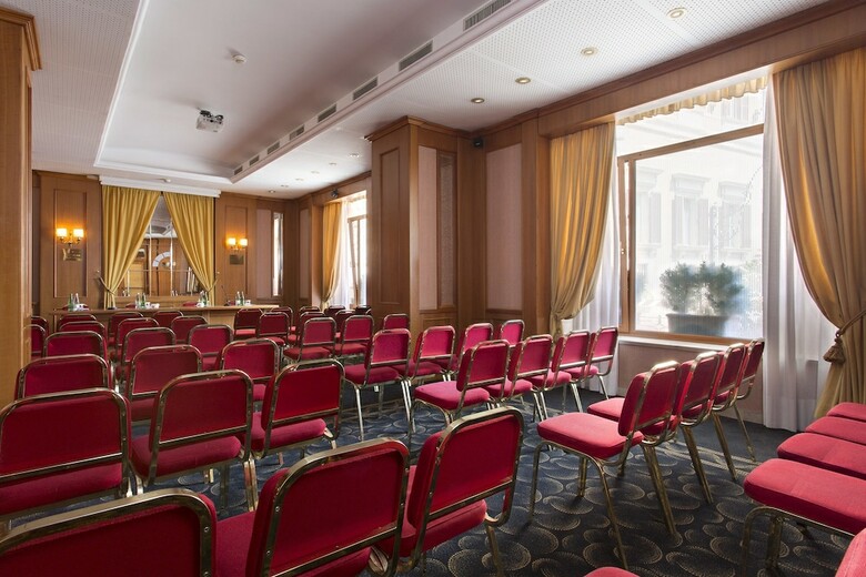 Nazionale Roma Hotel & Conference Center