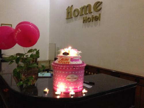 Hue Home Hotel