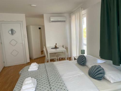 Hostal Luma Rooms
