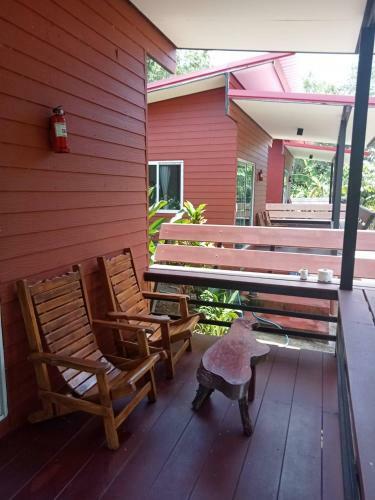 Lok Mun Bungalows