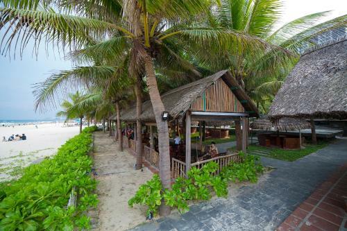 Hotel Temple Da Nang The Resort Experience