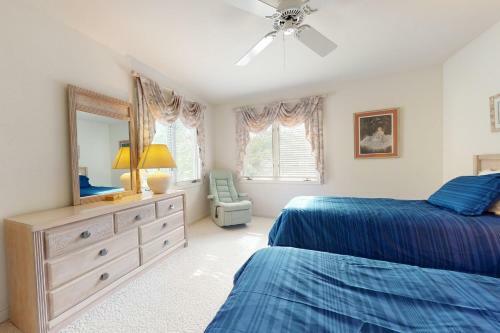 Sea Colony --- 54026 Sundial Pl