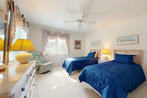 Sea Colony --- 54026 Sundial Pl