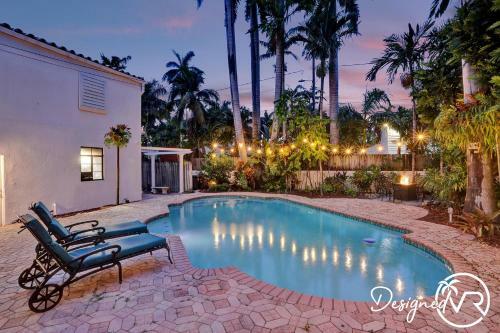 7 Br Villa W Private Heated Pool & Gameroom