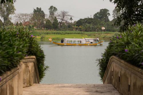 Hotel Hue Riverside Boutique Resort & Spa