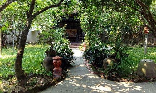 Hostal Tam Tinh Vien Homestay